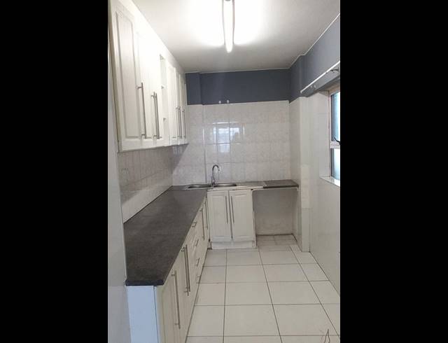 2 BEDROOM APARTMENT FOR SALE IN DURBAN